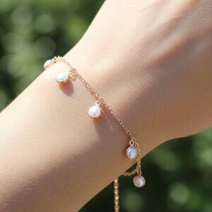 Minimalist Bracelet, Sleek & Modern Design, Women’s Fashion, YC110210-B